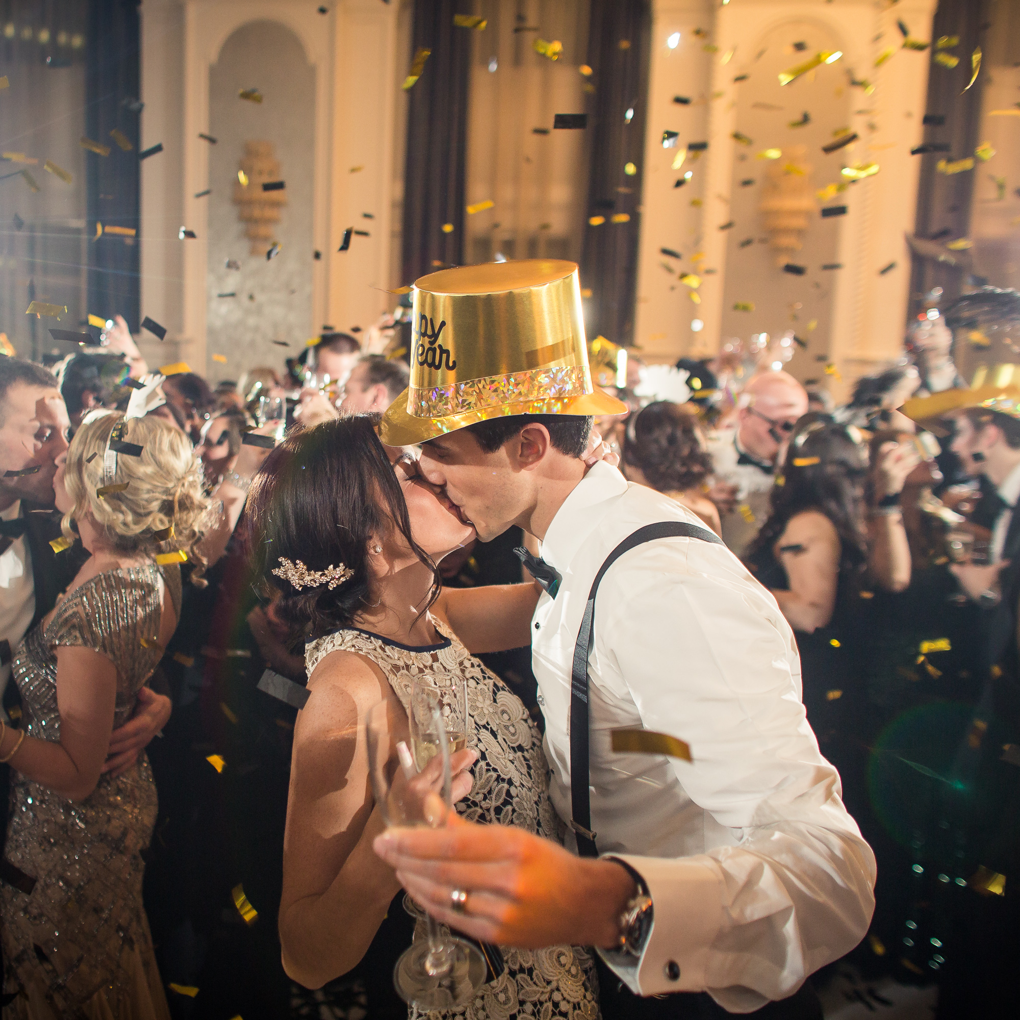 a deco glam new years eve wedding at the westin book cadillac detroit